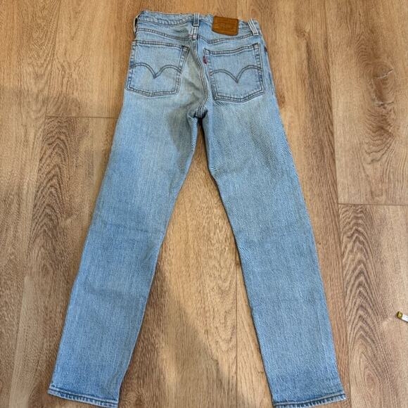 Levi’s Wedgie Straight Jeans Light Wash Size 24 High Rise Vintage Fit - Picture 6 of 7